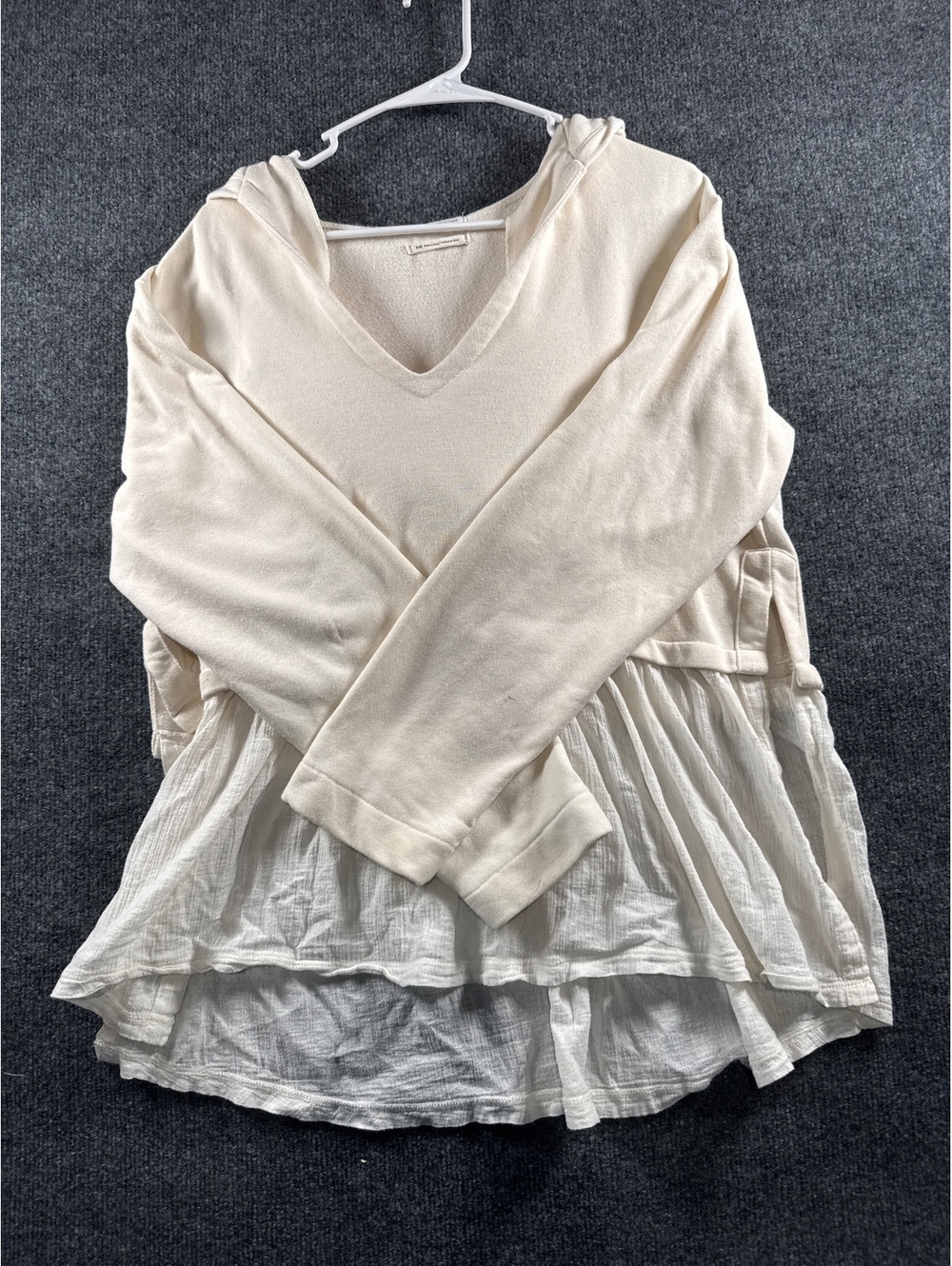 Urban Outfitters Women’s M/M Cream V-Neck Peplum Long Sleeve Sweatshirt Top